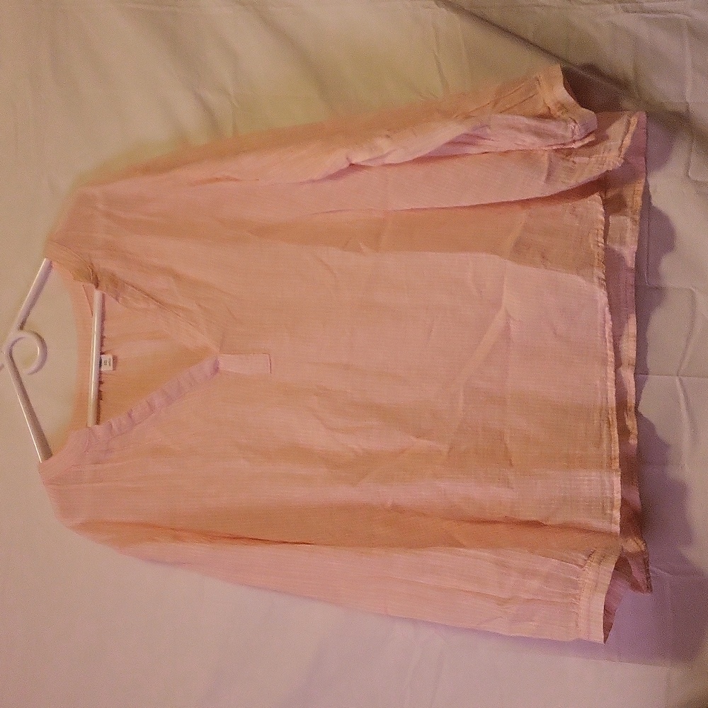 Old Navy top